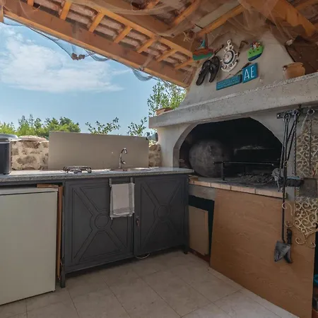 Four-bedroom In * Zdrelac