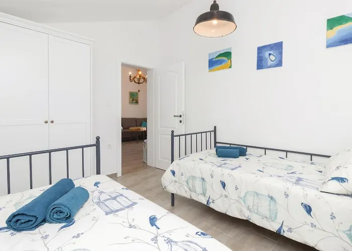 Сasa de vacaciones Four-bedroom In Ždrelac