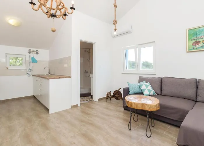 Four-bedroom In Nyaraló