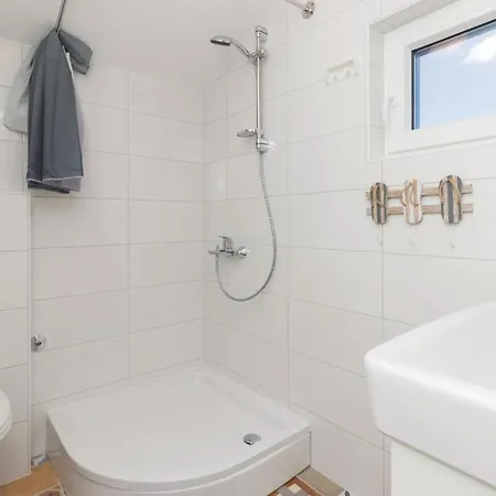 Four-bedroom In Σπίτι διακοπών *